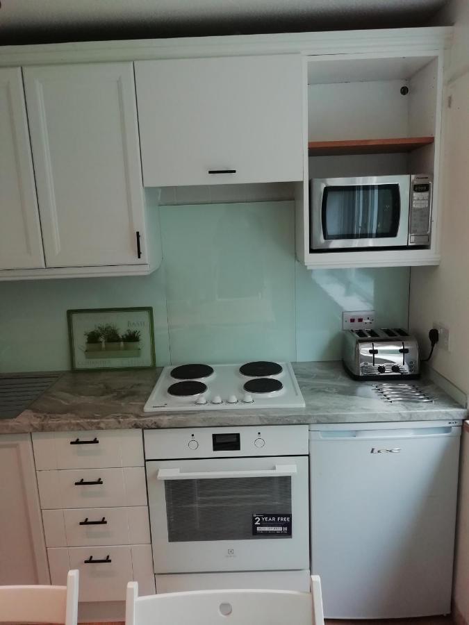 2 Bed Villa With Full Use Of Site Facilities New Quay Екстериор снимка
