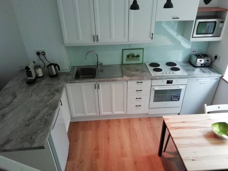 2 Bed Villa With Full Use Of Site Facilities New Quay Екстериор снимка